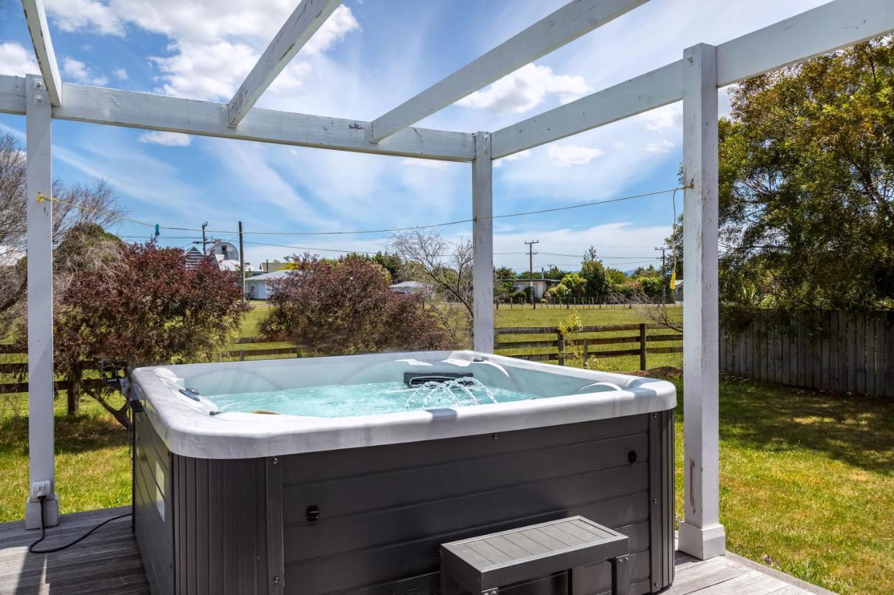 Brooklands Cottage The Award Winning Villa مارتينبوره المظهر الخارجي الصورة